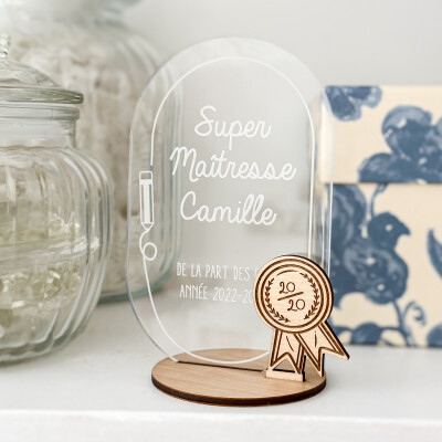 Décoration Maître(sse) personnalisé acrylique gravé avec certificat école bois 13x8 cm - ambiance