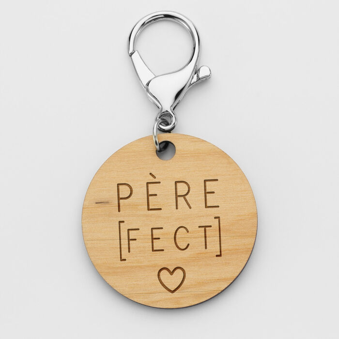 Porte-clés personnalisé gravé bois médaille ronde 50 mm - Nos petits imparfaits - illustration "Père Fect"