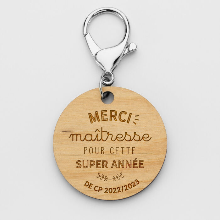Porte clé personnalisé gravée bois médaille ronde 50 mm "Merci Maîtresse" - Nos petits imparfaits - maîtresse