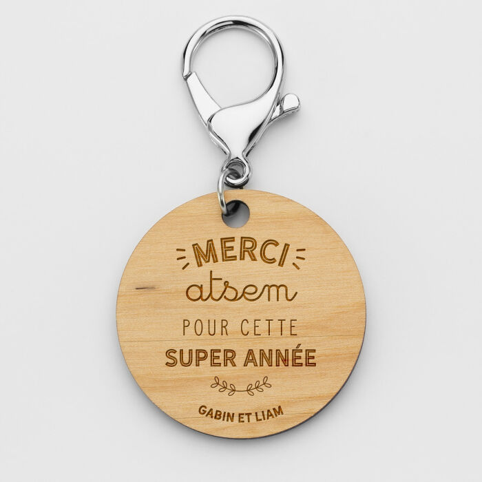 Porte clé personnalisé gravée bois médaille ronde 50 mm "Merci Maîtresse" - Nos petits imparfaits - atsem