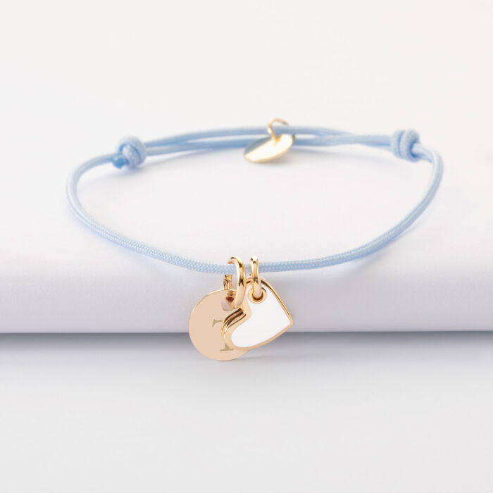 Bracelet enfant personnalisé médaille gravée plaqué or 10 mm et breloque coeur email blanc 10 mm - T