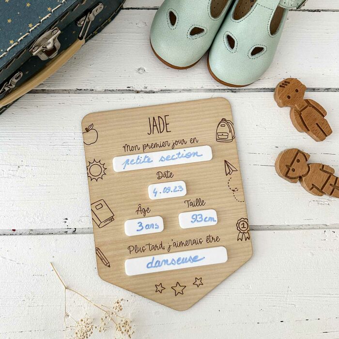 Pancarte rentrée scolaire personnalisée bois gravé 15x20 cm - Jade