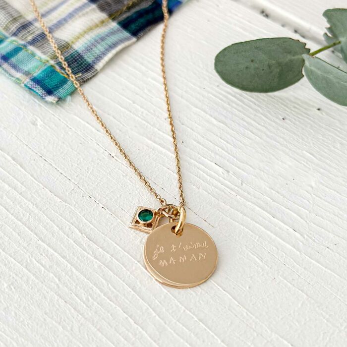 Collier talisman losange vert personnalisé médaille gravée plaqué or 15 mm - dessin