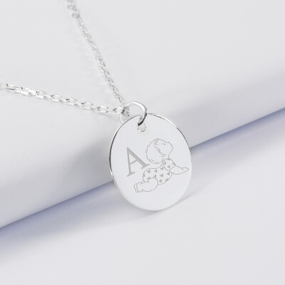 Pendentif personnalisé initiale médaille gravée argent 19 mm - HappyBulle x Marie Savart - bébé coeur