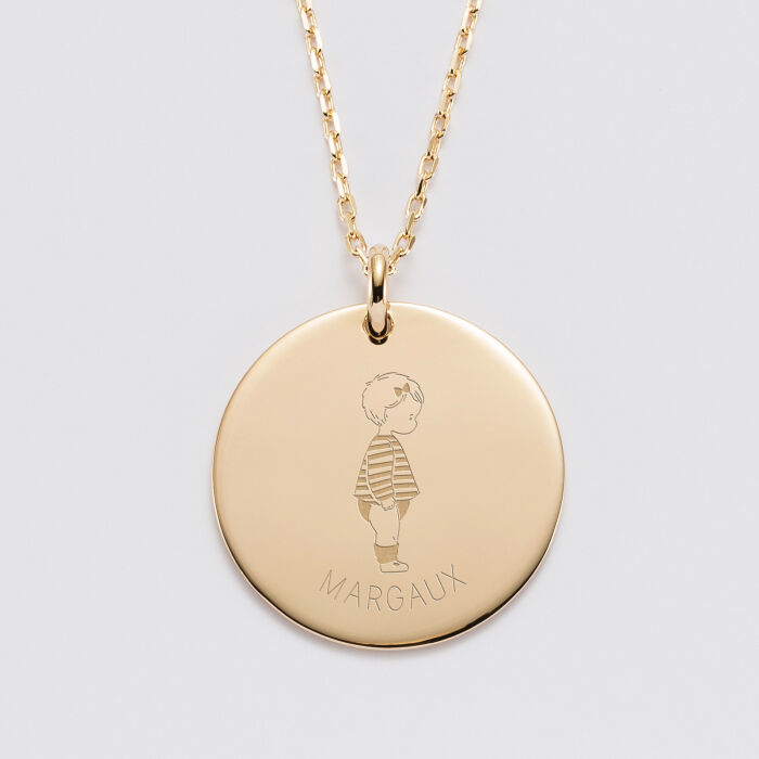 Pendentif personnalisé prénom médaille gravée plaqué or 27 mm - HappyBulle x Marie Savart - bambin marinière