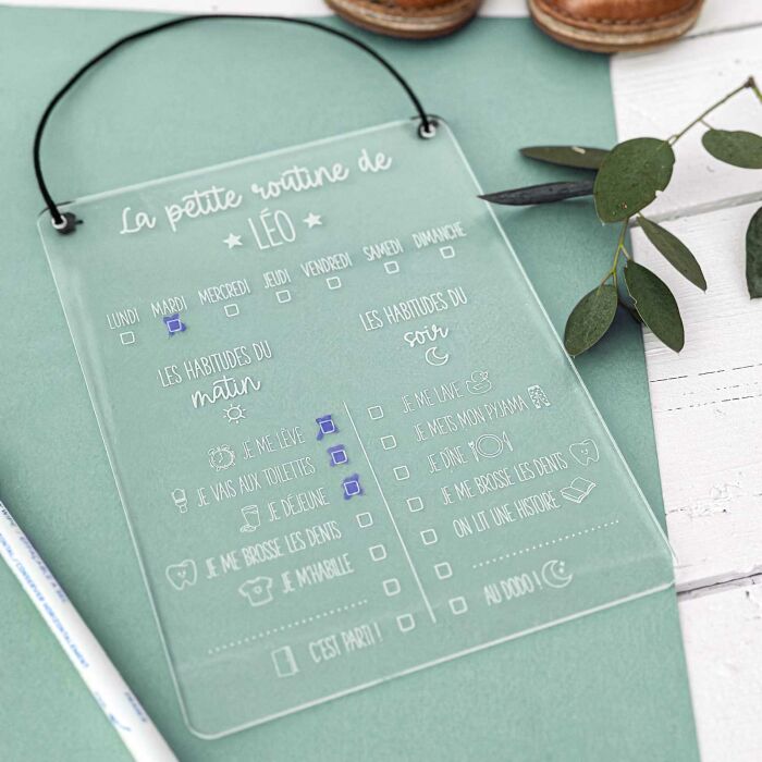 Cadre "Routine" personnalisé acrylique gravé 15x20 cm - Léo