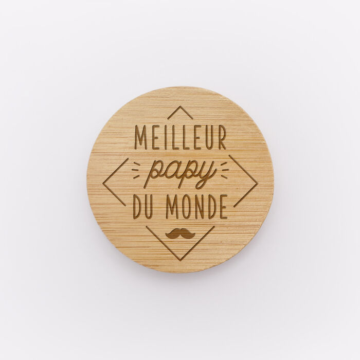 Décapsuleur rond bois gravé 60x60 mm - édition spéciale "Meilleur Papy du monde" - face