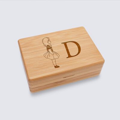 Boîte à bijoux personnalisée initiale 12x8,5 cm bois gravé - HappyBulle x Marie Savart - fille marinière