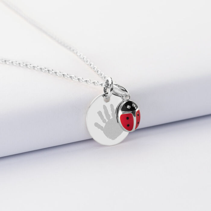 Pendentif enfant personnalisé médaille gravée argent 15 mm et breloque email coccinelle 8 mm - empreinte
