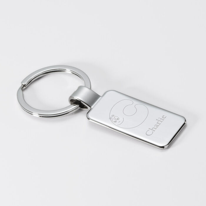 Porte-clés personnalisé prénom gravé acier rectangle 41x22 mm - HappyBulle x Barbapapa - alphabet C