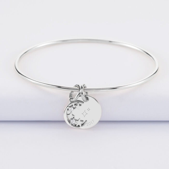 Bracelet personnalisé jonc argent médaille gravée 15 mm et breloque lune scintillante - HappyBulle x Capucine - 2 étoiles