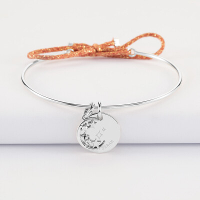 Bracelet personnalisé jonc argent cordon pailleté médaille gravée 15 mm et breloque lune scintillante 11 mm - HappyBulle x Capucine - 2 étoiles
