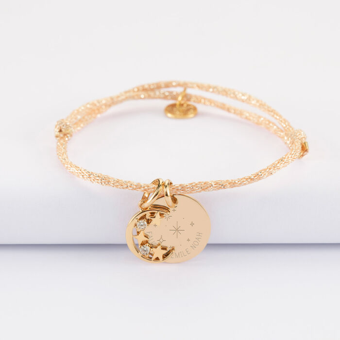 Bracelet personnalisé cordon pailleté médaille gravée plaqué or 15 mm et breloque lune scintillante 11 mm - HappyBulle x Capucine - constellation