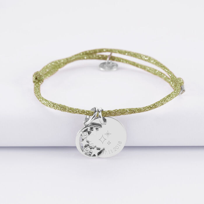 Bracelet enfant personnalisé cordon pailleté médaille gravée argent 15 mm et breloque lune scintillante 11 mm - HappyBulle x Capucine - 3 étoiles