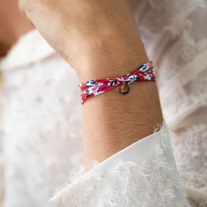 Bracelet 3 tours Liberty personnalisé initiale médaille gravée plaqué or 10 mm - L