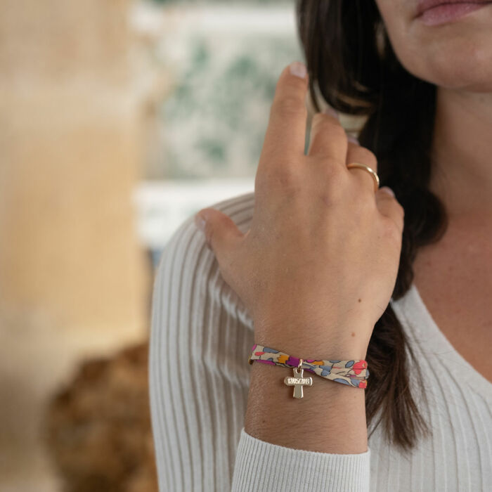 Personalised Liberty Cord Bracelet with Engraved Gold-Plated Cross Charm