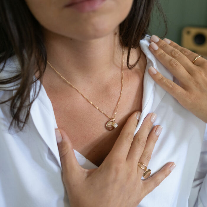 Personalised Engraved Gold-Plated 15 mm Pendant with Gemstone Charm 8 mm