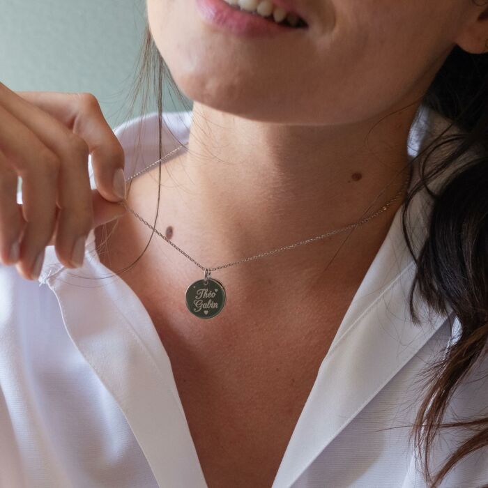 Pendentif personnalisé 2 médailles gravées argent 19 mm et 15 mm - prénom