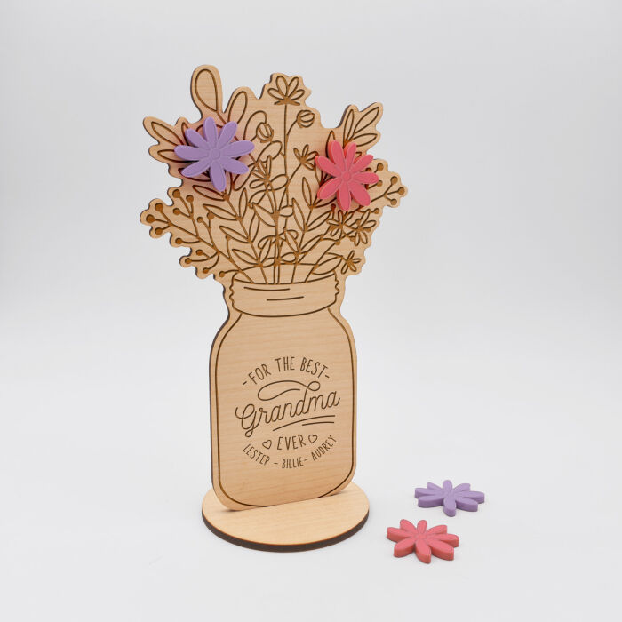 EN - Décoration bouquet de fleurs personnalisé bois gravé 16x9 cm - Edition spéciale "Best Grandma ever" - Lester, Billie & Audrey