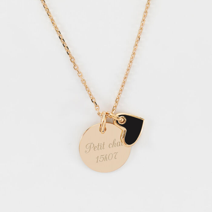 Pendentif enfant personnalisé médaille gravée plaqué or 15 mm et breloque coeur email blanc 10 mm