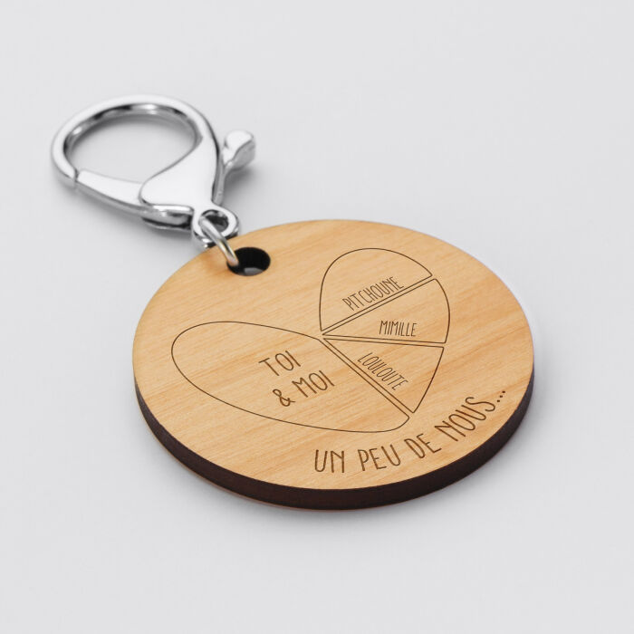 Porte-clés personnalisé gravé bois médaille ronde 50 mm - édition spéciale "Un peu de nous"