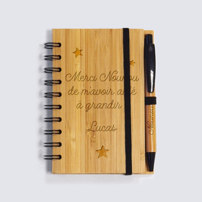 Carnet bambou personnalisé 11,5x15 cm et stylo gravé - texte + pictogramme