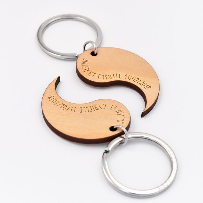 Duo de porte-clés personnalisés médailles gravées bois Yin & Yang - 2
