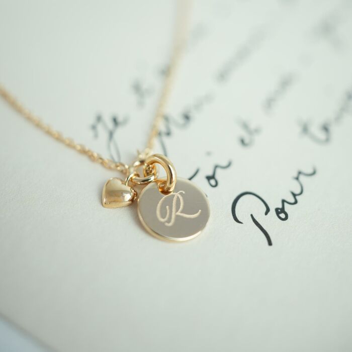 Collier mini coeur bombé personnalisé médaille plaqué or 10 mm