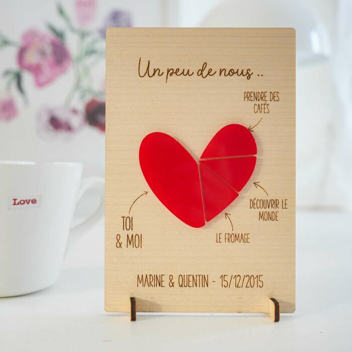 Cadre personnalisé bois gravé 15x10 cm avec support - édition spéciale "Un peu de nous"