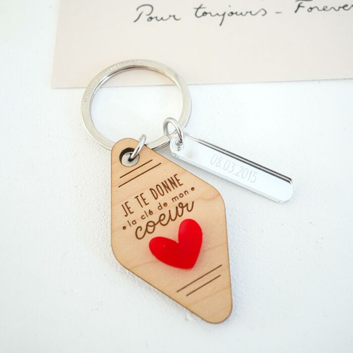Porte-clés personnalisé gravé bois médaille motel 60x35 mm et breloque acrylique miroir 40x8 mm - Edition spéciale "la clé de mon coeur"