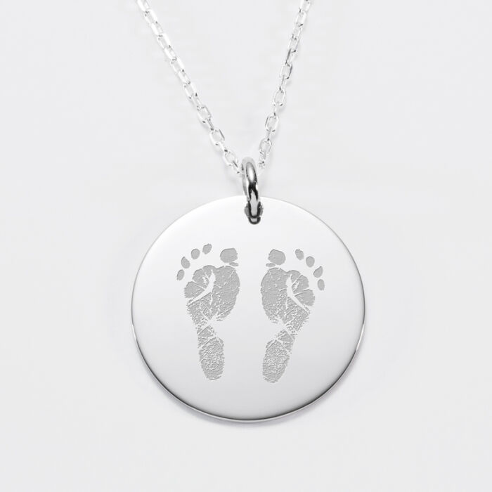 Pendentif personnalisé médaille gravée argent 27 mm "La meilleure Mamie" - empreintes