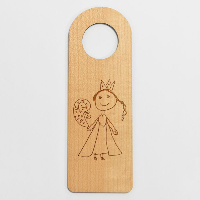 Personalised wooden door hanger - sketch