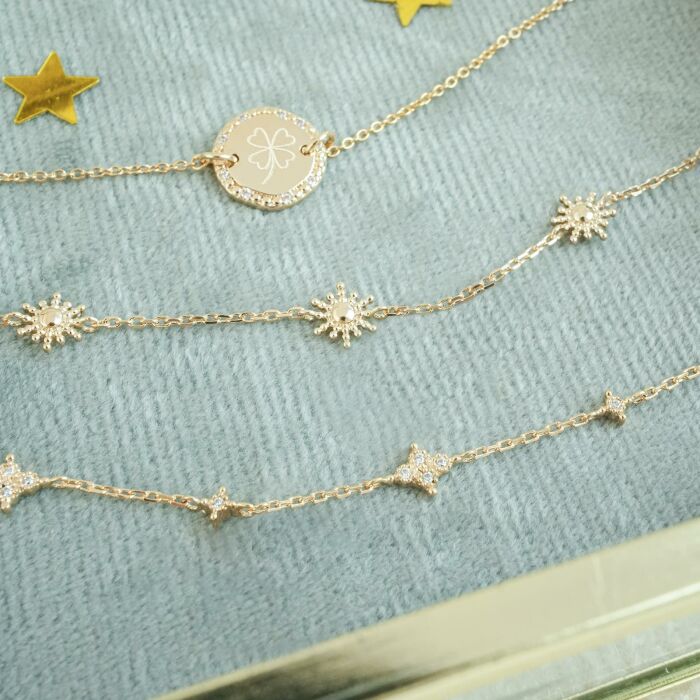 Bracelet chaîne scintillant plaqué or - ambiance