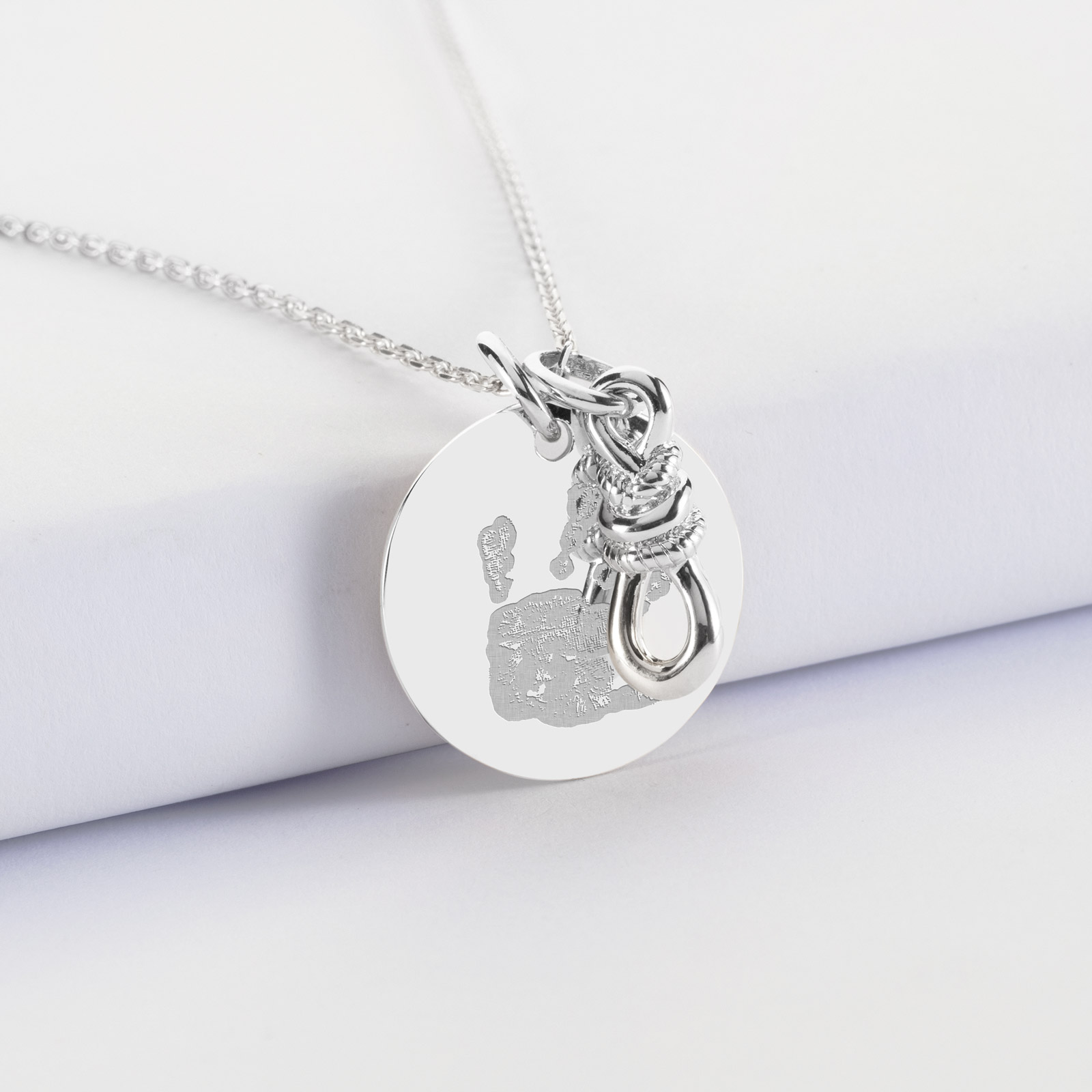 Pendentif En Argent Bas Titre - Occasion, Couleur Dorée, Style Broche Ou Pendentif