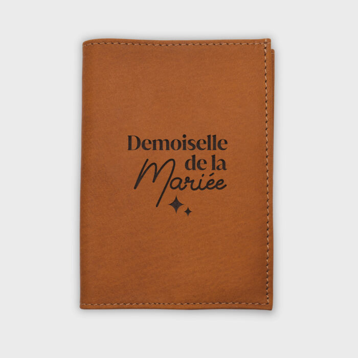 Protège passeport EVJF personnalisé cuir couleur Caramel - Demoiselle de la mariée