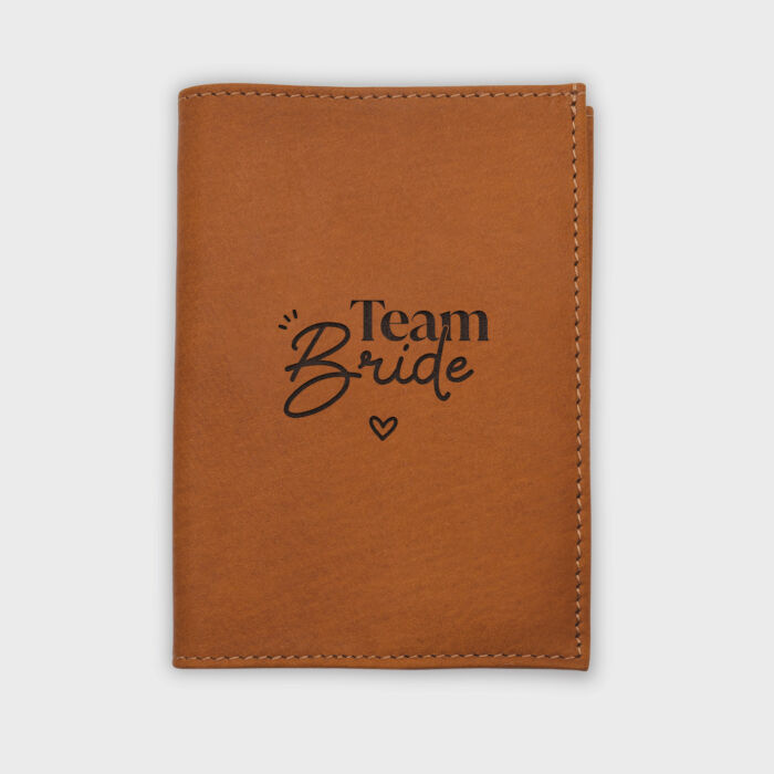 Protège passeport EVJF personnalisé cuir couleur Caramel - Team bride