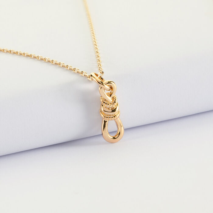 Pendentif plaqué or "Le lien" 17x6 mm - HappyBulle x Lilylovesfashion - Photo de biais