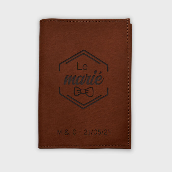 Protège passeport personnalisé cuir couleur Fauve - EVG - Le marié