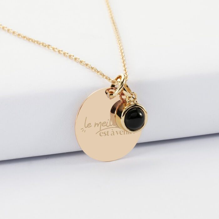 Pendentif personnalisé médaille gravée plaqué or 19 mm et breloque pierre naturelle 8 mm - Mariée - Le meilleur est à venir ?