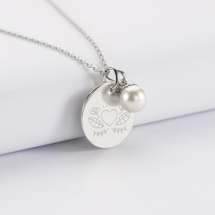Pendentif Mariée personnalisé médaille gravée argent 19 mm et breloque perle nacre 10 mm - Illustration cœur