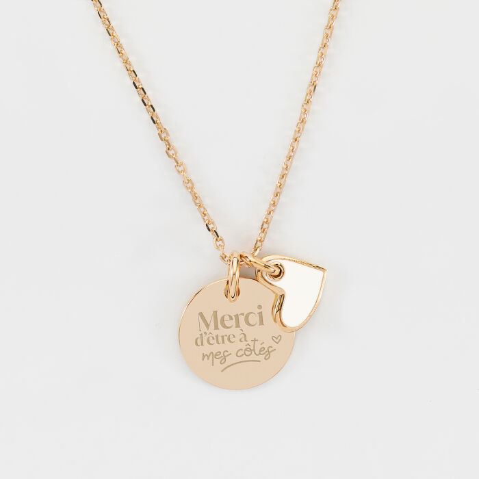 Pendentif personnalisé médaille gravée plaqué or 15 mm et breloque cœur email 10 mm - Témoin de la mariée - Merci d'être à mes côtés
