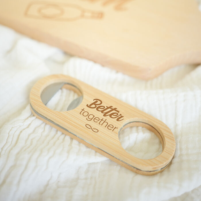 Décapsuleur personnalisé bois gravé 10x4 cm - Marié - Better together