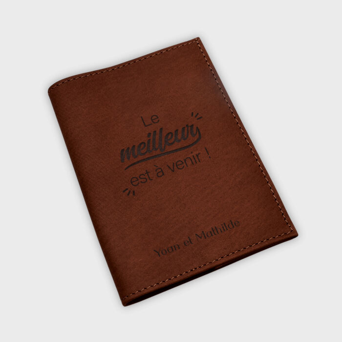Protège passeport personnalisé cuir couleur Fauve - Marié - Gravure prénoms