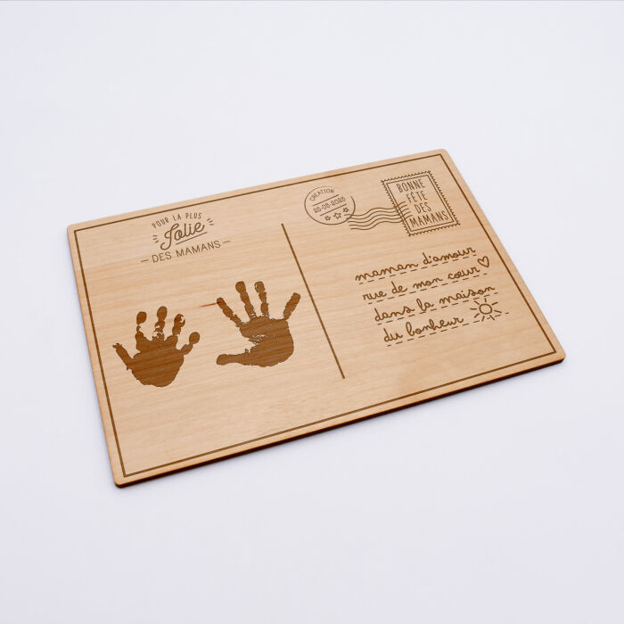Cadre carte postale maman personnalisé bois gravé 15x10 cm avec support - édition spéciale "Bonne fête maman" - Empreintes