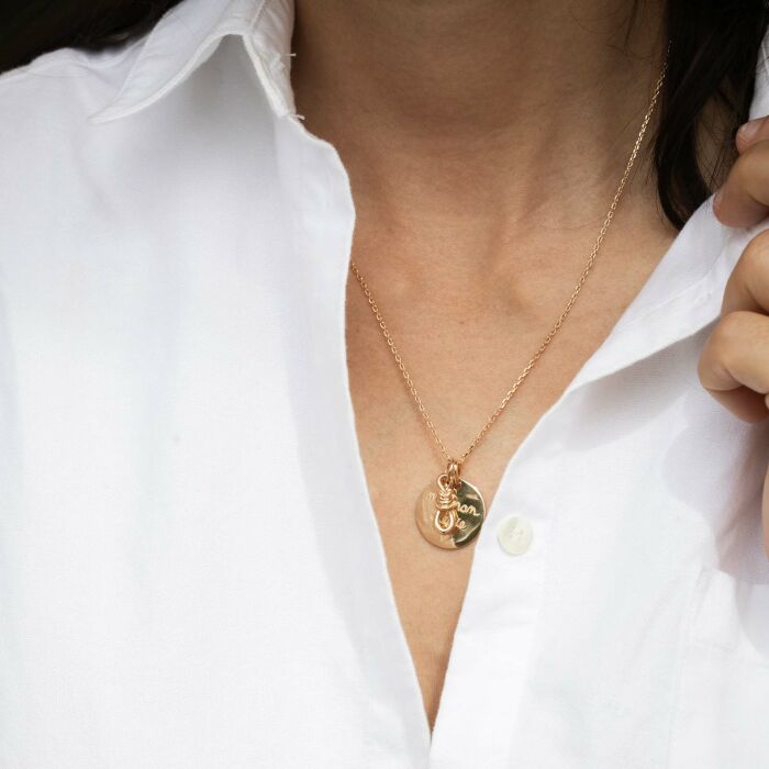 Pendentif personnalisé "Le lien" et médaille gravée plaqué or 19 mm - HappyBulle x Lilylovesfashion